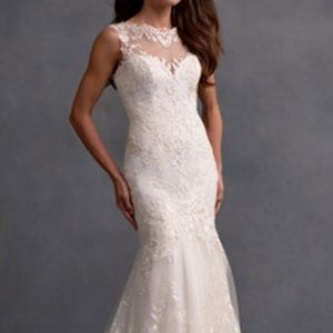 Wedding Dress Off White Size 12 Alfred Angelo
